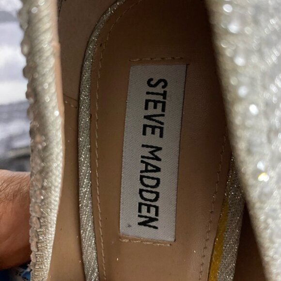 Steve Madden Sparkling Silver Heels - Picture 3 of 3